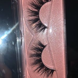 Lashes ✨